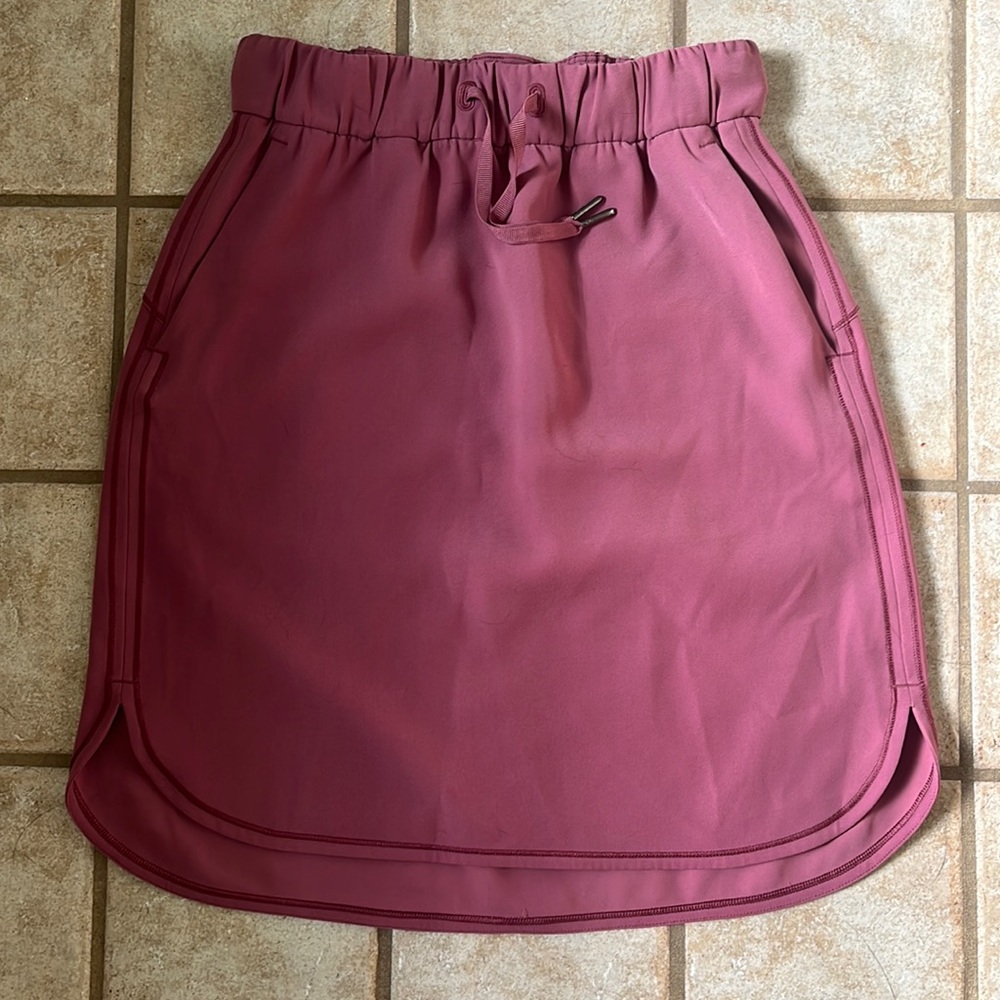 Lululemon dusty rose skirt